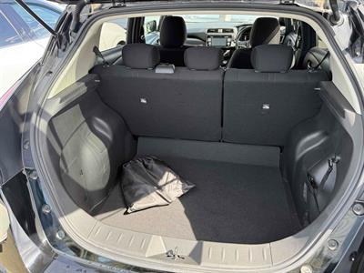 2019 Nissan Leaf - Thumbnail