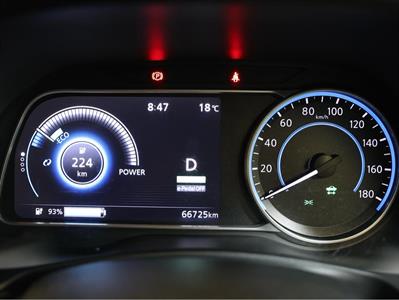 2019 Nissan Leaf - Thumbnail