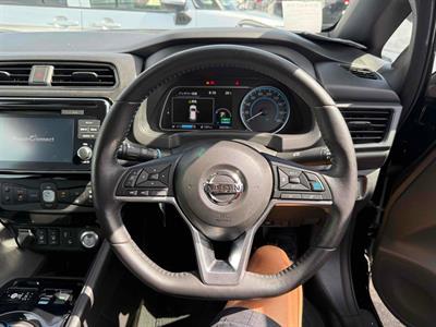 2019 Nissan Leaf - Thumbnail