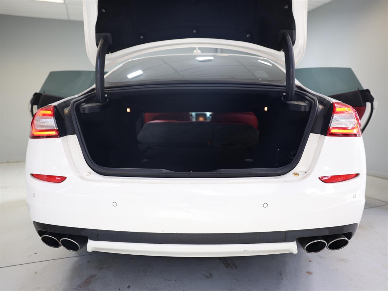 2016 Maserati Quattroporte