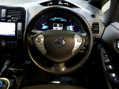 2014 Nissan Leaf - Thumbnail