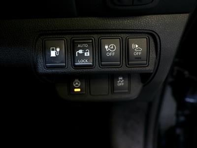 2014 Nissan Leaf - Thumbnail
