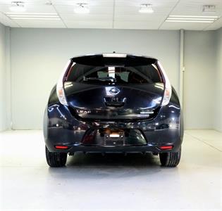 2014 Nissan Leaf - Thumbnail
