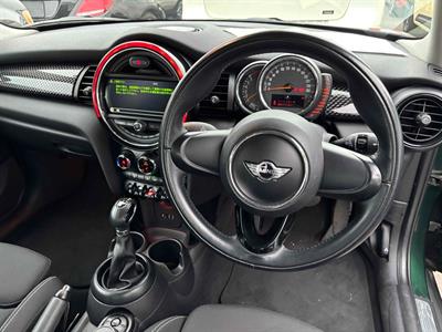 2015 Mini Cooper - Thumbnail