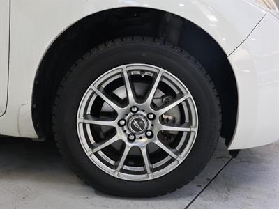 2014 Nissan Leaf - Thumbnail