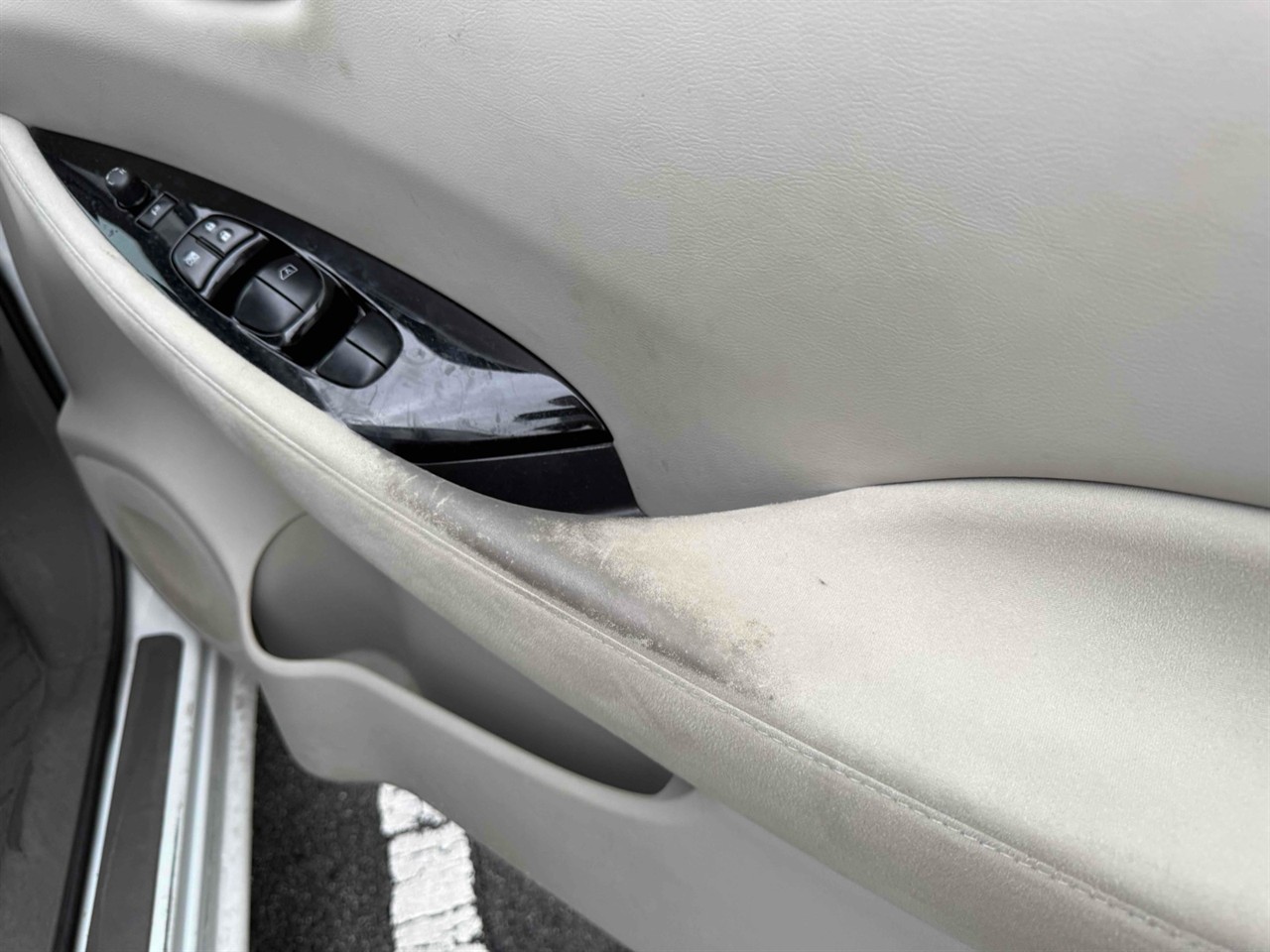 2014 Nissan Leaf