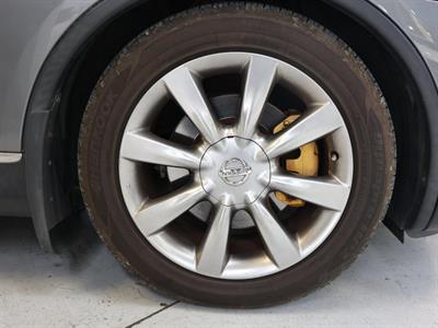 2010 Nissan Skyline - Thumbnail