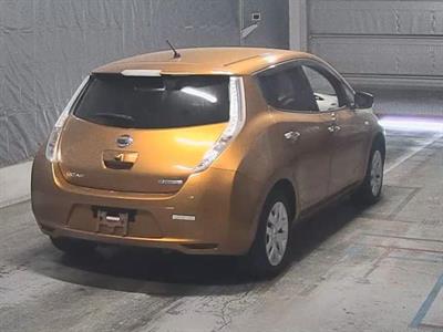 2016 Nissan Leaf - Thumbnail