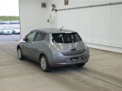 2015 Nissan Leaf - Thumbnail