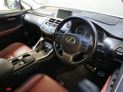 2017 Lexus NX 300H - Thumbnail