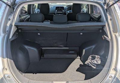 2016 Nissan Leaf - Thumbnail