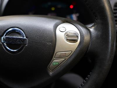 2016 Nissan Leaf - Thumbnail