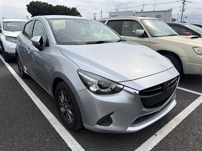 2017 Mazda Demio - Thumbnail