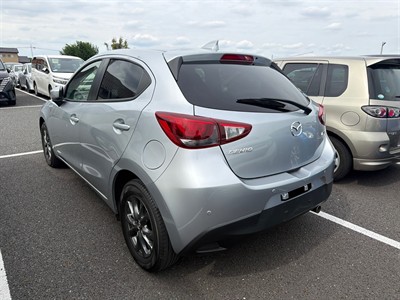 2017 Mazda Demio - Thumbnail