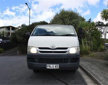 2009 Toyota Hiace - Thumbnail