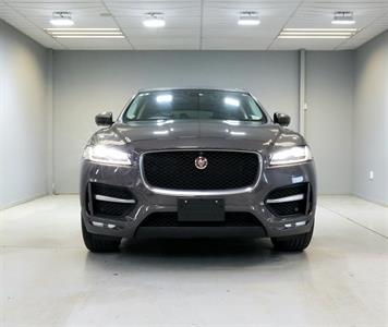 2017 Jaguar F-pace - Thumbnail