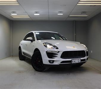 2016 Porsche Macan