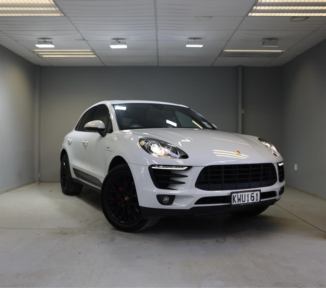 2016 Porsche Macan