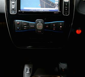 2014 Nissan Leaf - Thumbnail