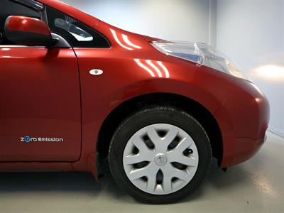 2014 Nissan Leaf - Thumbnail