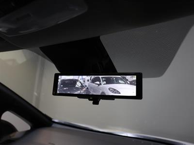 2022 Nissan Leaf - Thumbnail