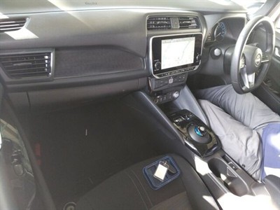 2022 Nissan Leaf - Thumbnail