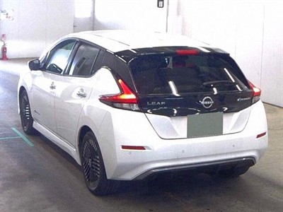 2022 Nissan Leaf - Thumbnail