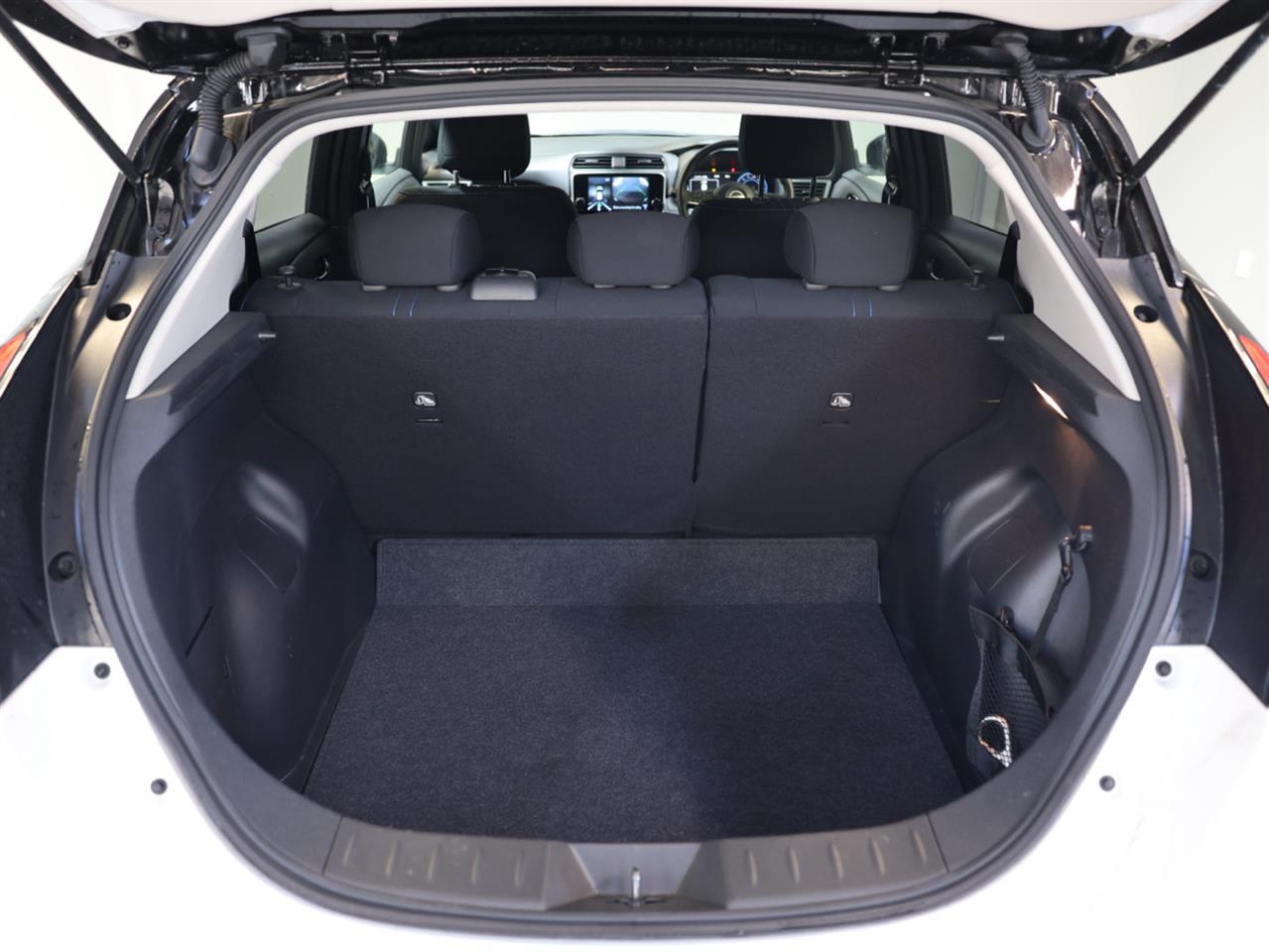 2022 Nissan Leaf