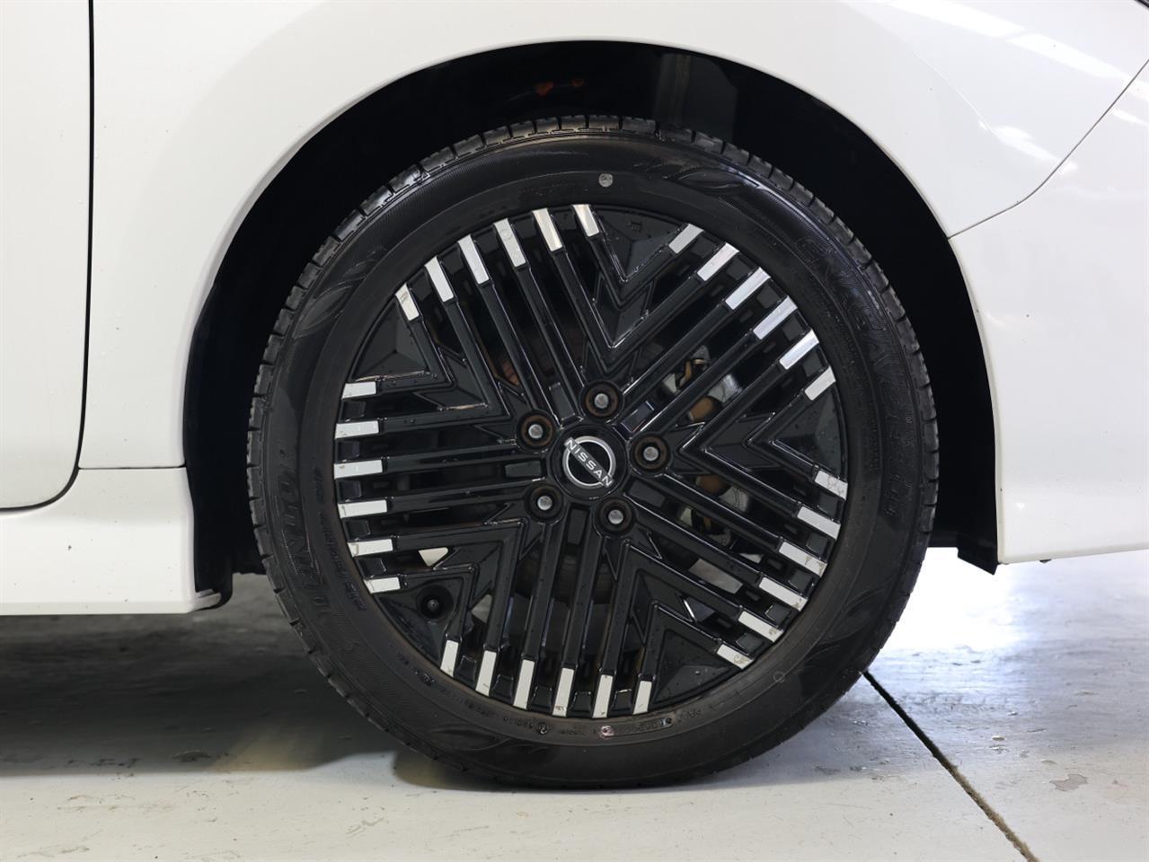 2022 Nissan Leaf