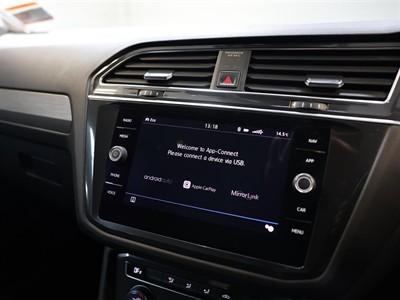 2019 Volkswagen Tiguan - Thumbnail