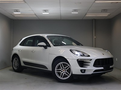 2015 Porsche Macan