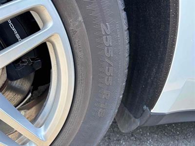 2015 Porsche Macan - Thumbnail