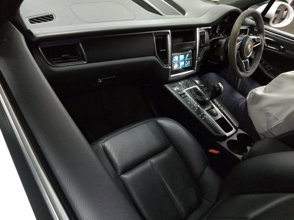 2015 Porsche Macan