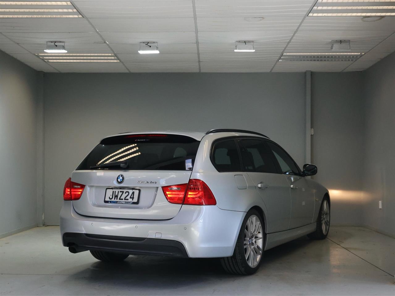 2012 BMW 320d