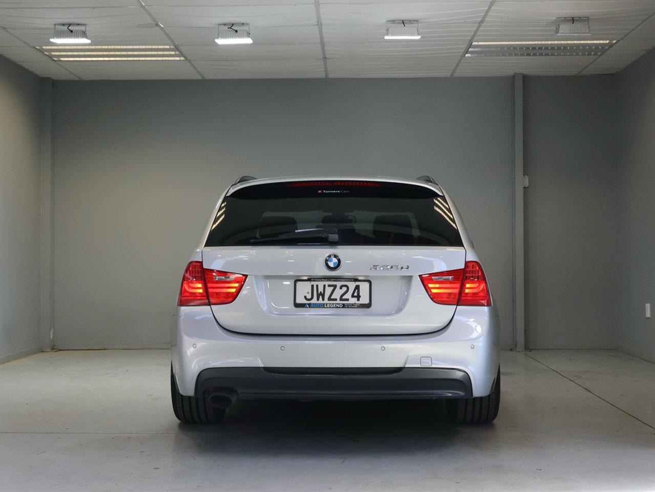 2012 BMW 320d