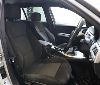 2012 BMW 320d - Thumbnail