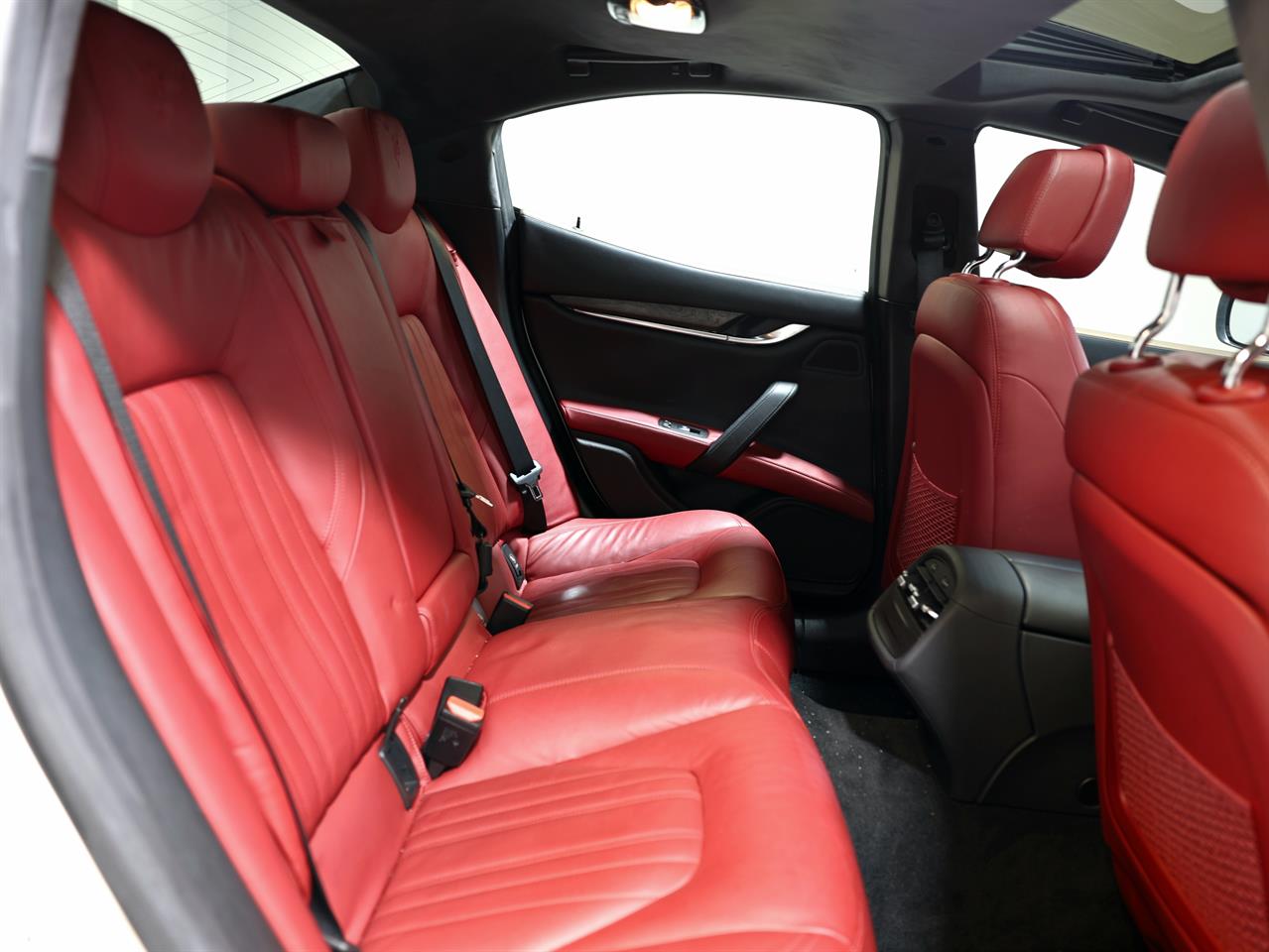 2014 Maserati Ghibli