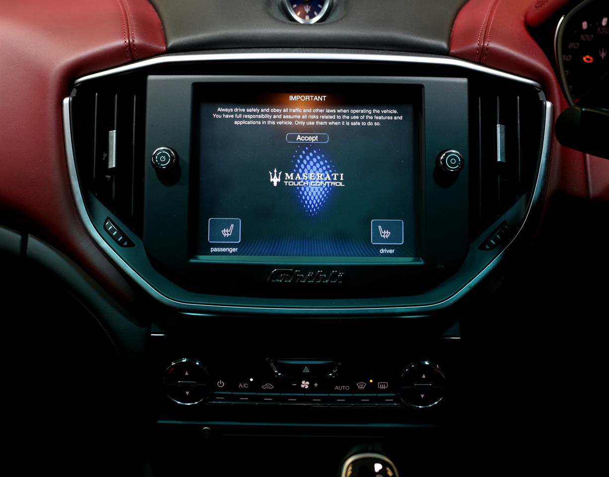 2014 Maserati Ghibli