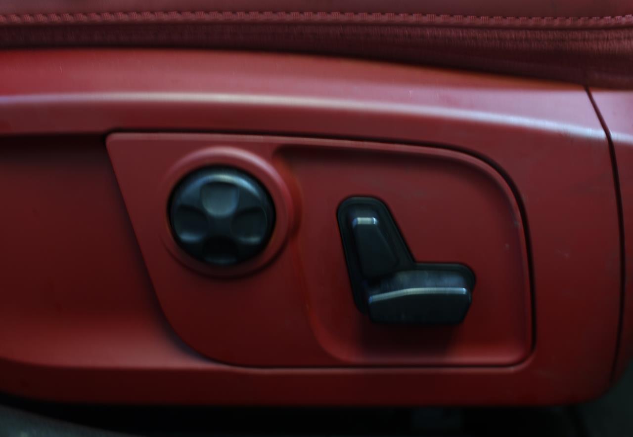 2014 Maserati Ghibli