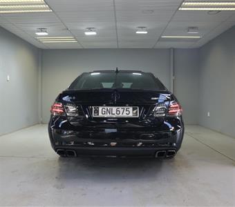 2012 Mercedes-Benz E 63 - Thumbnail