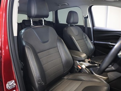 2016 Ford Kuga - Thumbnail