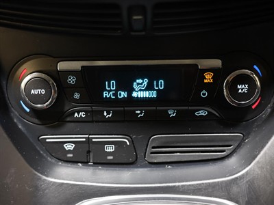 2016 Ford Kuga - Thumbnail