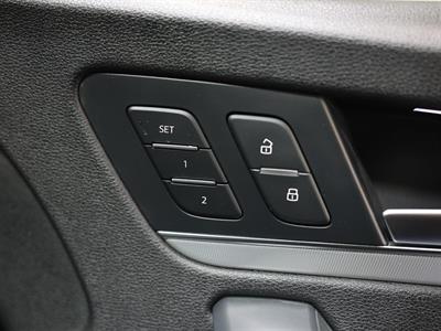 2017 Audi Q5 - Thumbnail