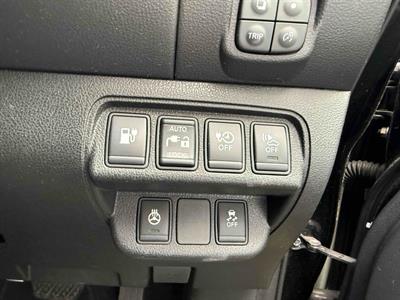 2014 Nissan Leaf - Thumbnail