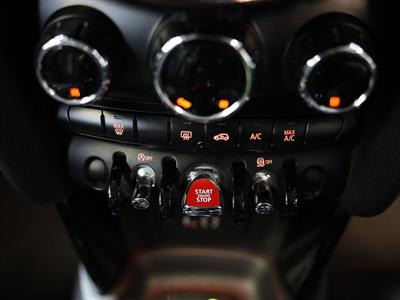 2017 Mini Cooper - Thumbnail