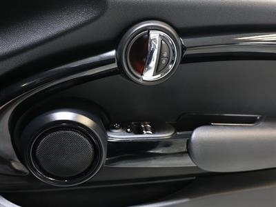 2017 Mini Cooper - Thumbnail