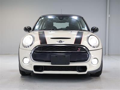 2017 Mini Cooper - Thumbnail