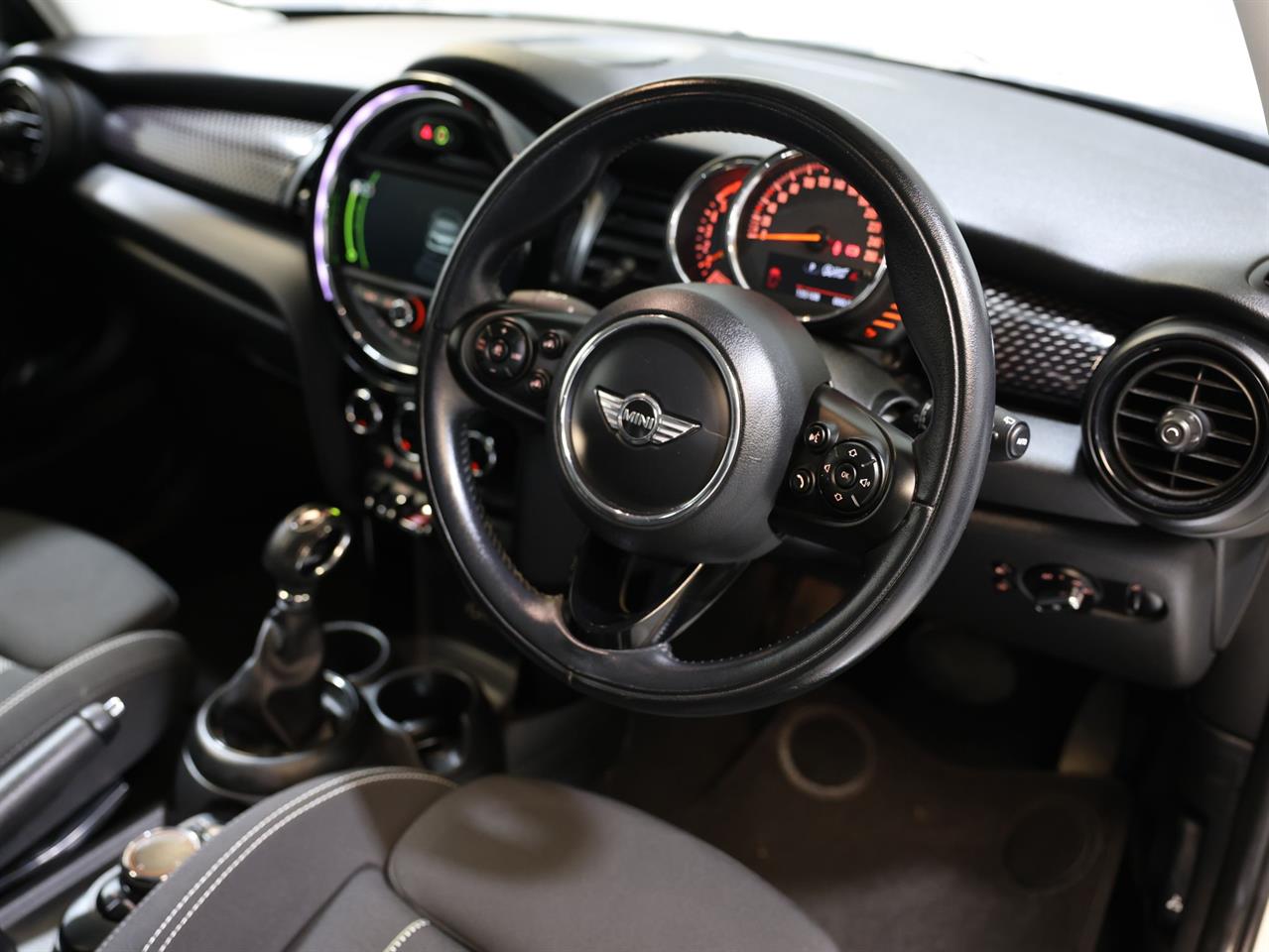 2017 Mini Cooper