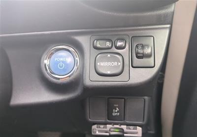 2013 Toyota Aqua - Thumbnail