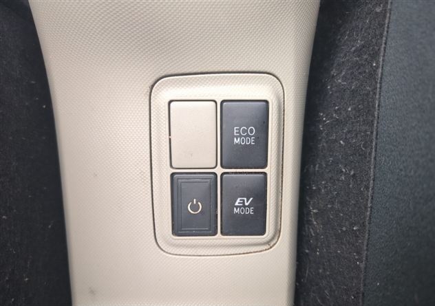 2013 Toyota Aqua